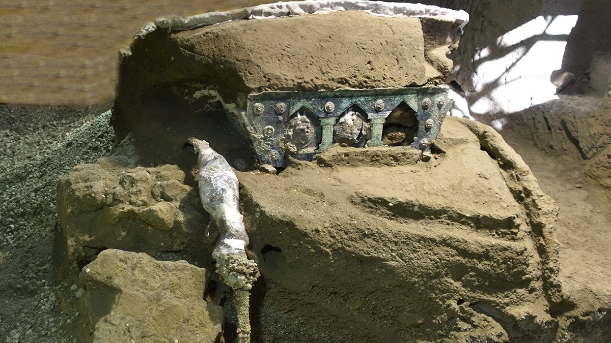 Cỗ xe ngựa cổ của Pompeii