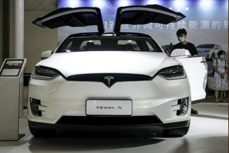 Tesla đang củng cố vị trí của mình trên thị trường xe tự lái