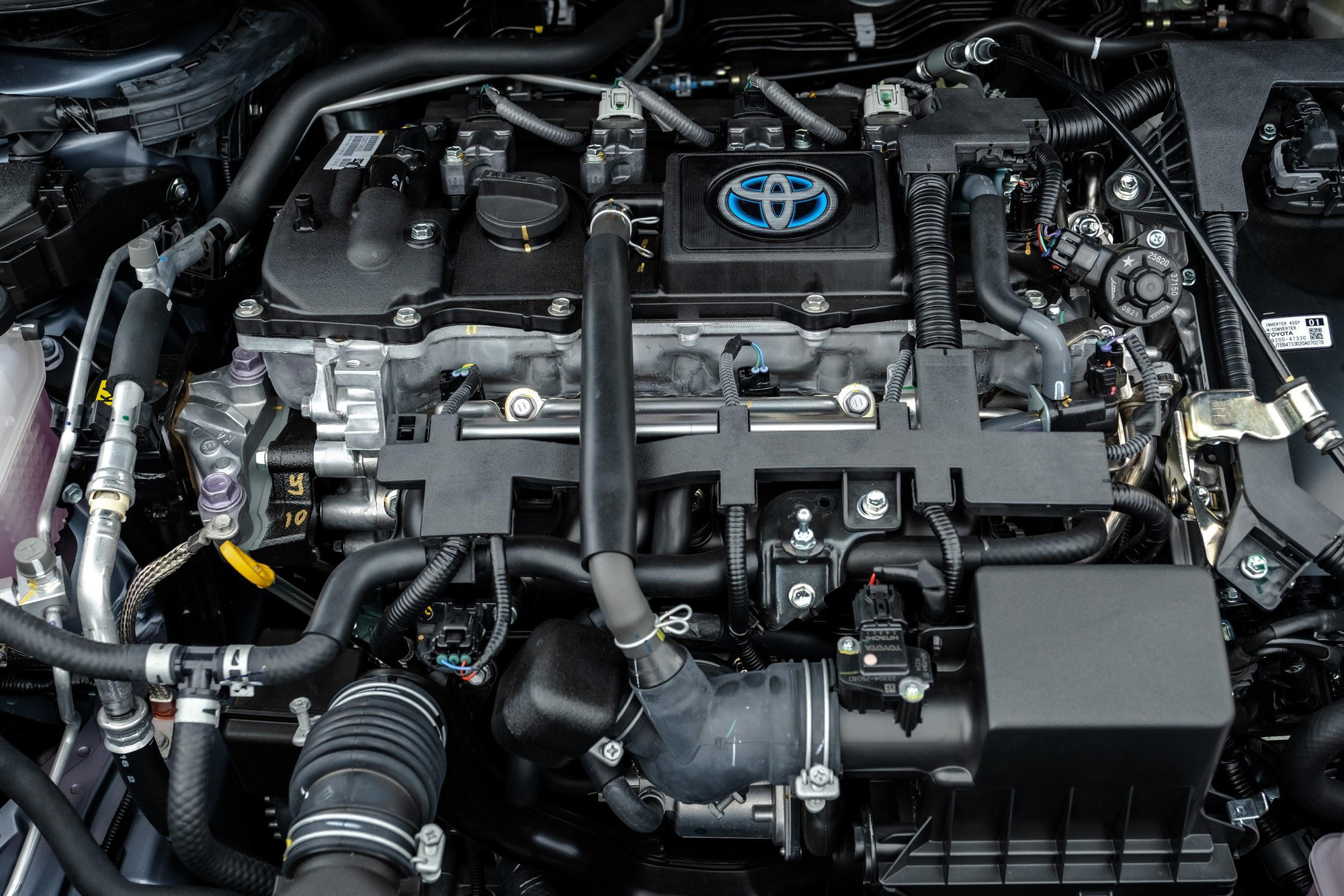 Toyota Fortuner sẽ có động cơ Hybrid